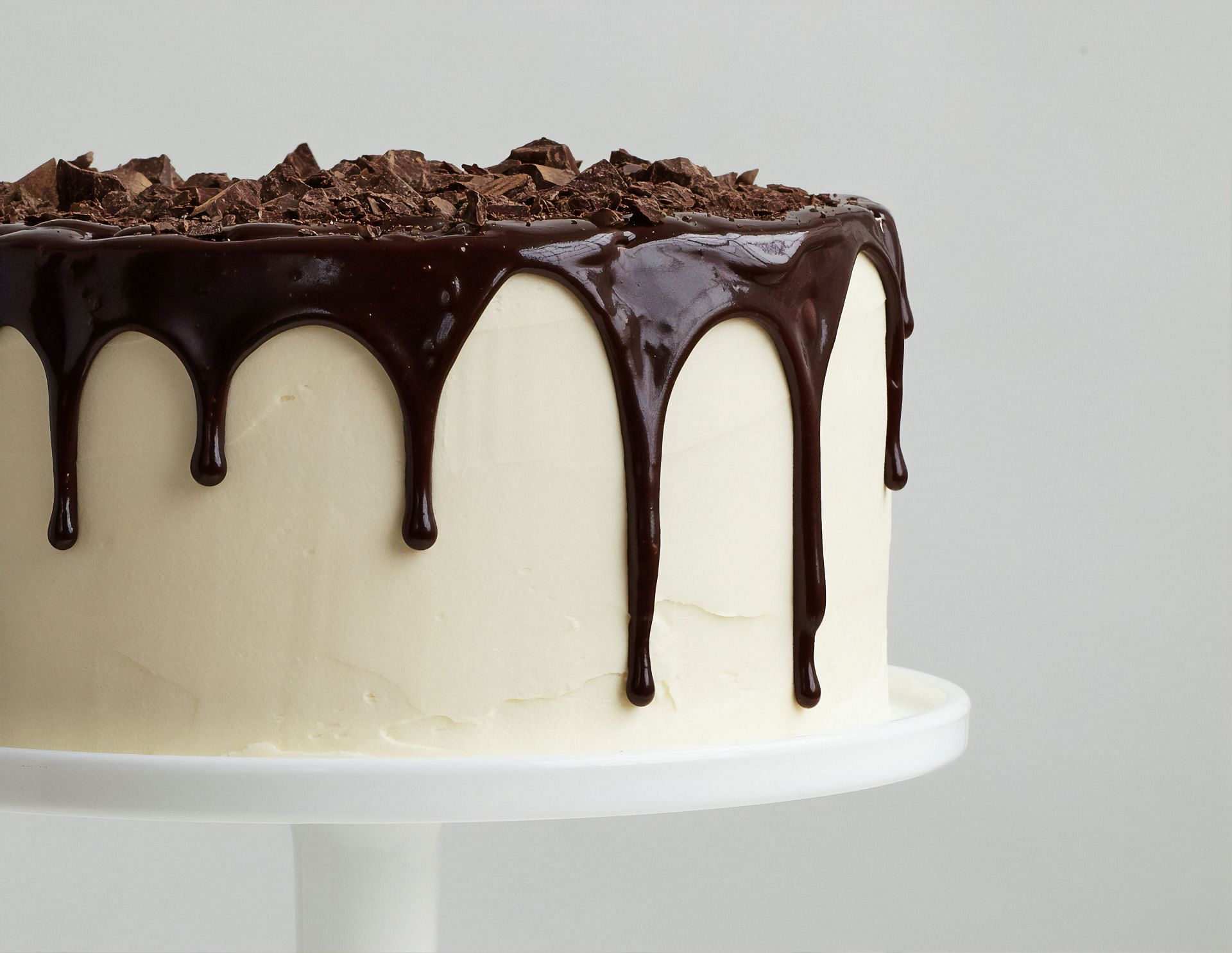 easy to bake and chill cheesecake (Image via Unsplash/ American Heritage Chocolate)